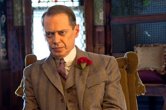 «امپراتوری بوردواک» (Boardwalk Empire) شخصیت: ایناک «ناکی» تامپسون