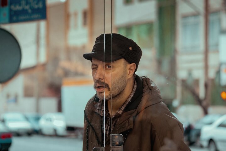 جواد عزتی در فیلم سینمایی «بورسیه»